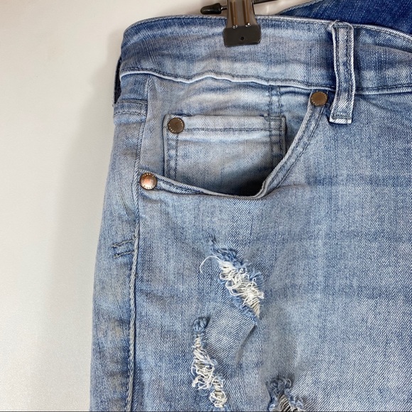 Torrid Denim Distresses Shorts We Swear by the Fit - Picture 9 of 13